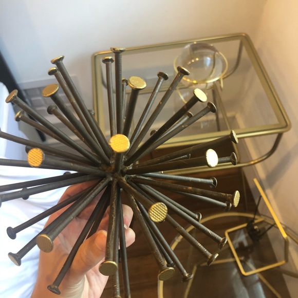 Apartment Decor/Accents - Picture 5 of 6